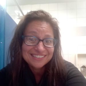 Meet your Posher, Dina